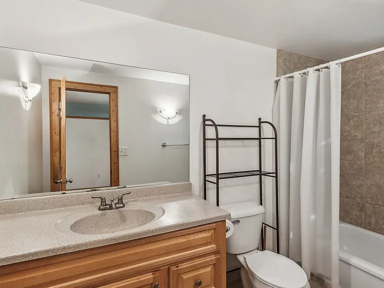 501 Ashland Ave — Photo 17
