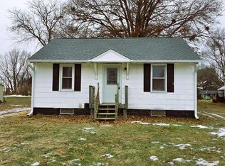 204 S Washington St, Tampico, IL 61283