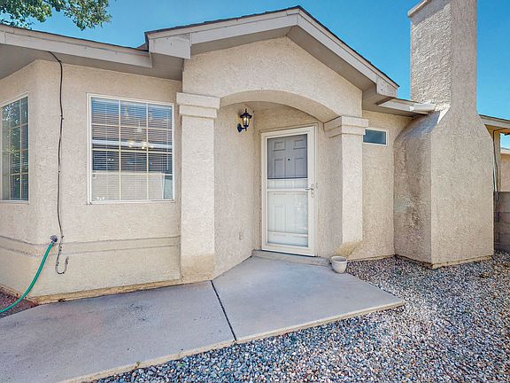3rd image of 8409 Vista Estrella Ln SW