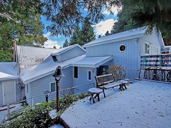 2nd image of 847 Strawberry Peak Ln