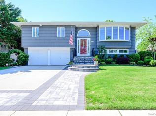 491 Bunker Drive, Oceanside, NY 11572