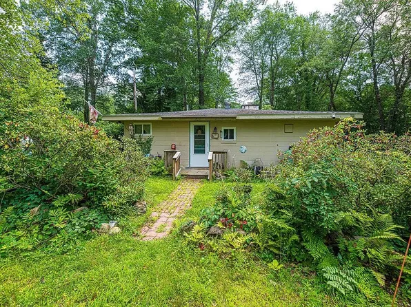 5 Karen Road, Dunbarton, NH 03046