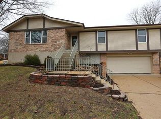 4869 Vermilion Dr, Saint Louis, MO