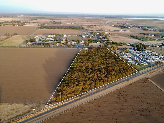 4th image of Byron Hwy