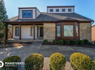 30 Autumn Hill Ct, Prospect, KY 40059