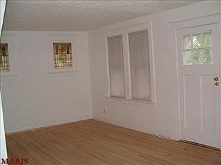 5th image of 3532 Lincoln Ave