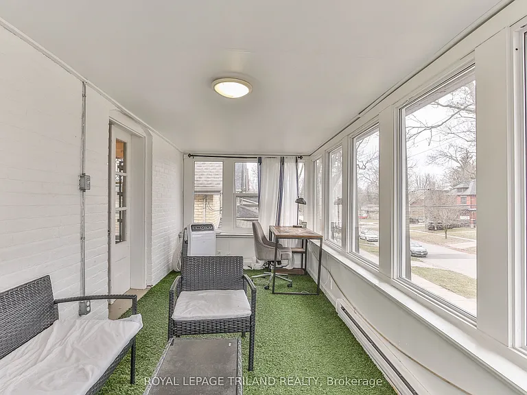 918 William St #UPPER — Photo 22