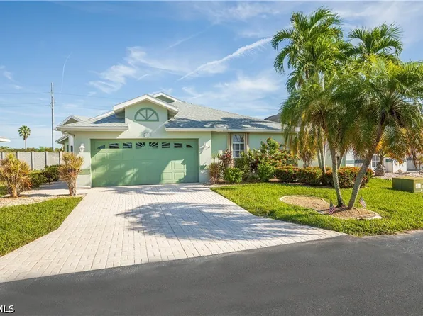 3762 Sabal Springs Blvd, North Fort Myers, FL 33917