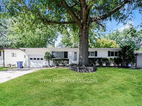2nd image of 1315 Parakeet Ln