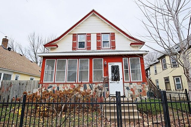 1st image of 426 4th Ave S