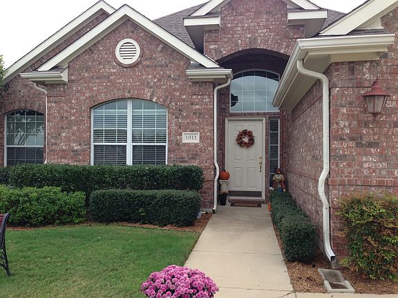4th image of 1811 Belle Plain Ct