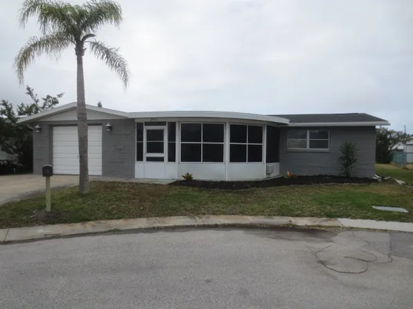 2713 Easter Pl, Holiday, FL 34691