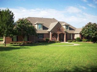 5340 Hopper Rd, Burleson, TX 76028