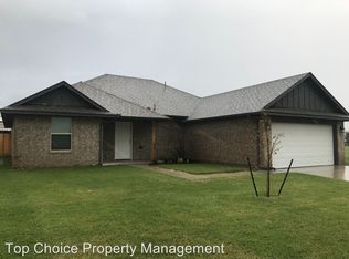 4716 River Mesa Dr, Yukon, OK 73099