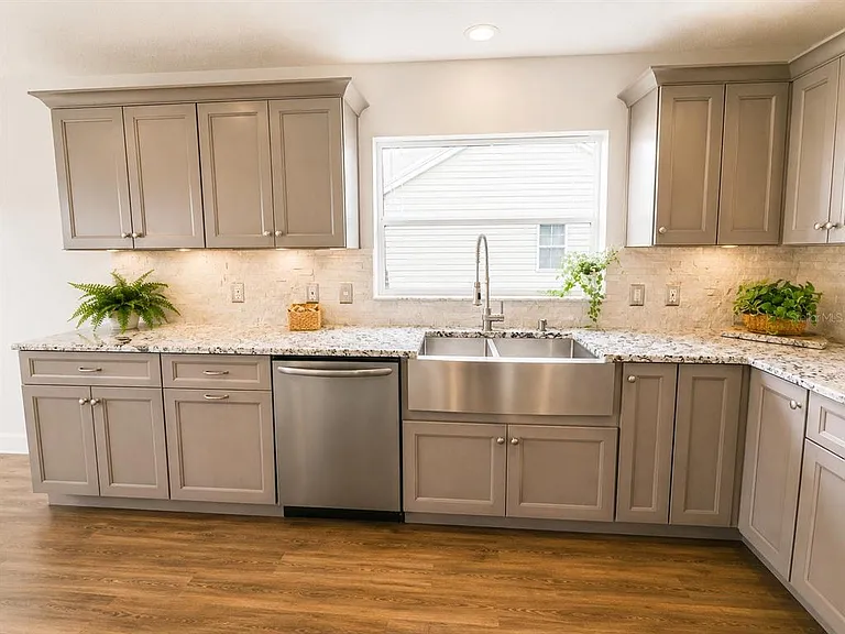 1211 Cabella Cir — Photo 14