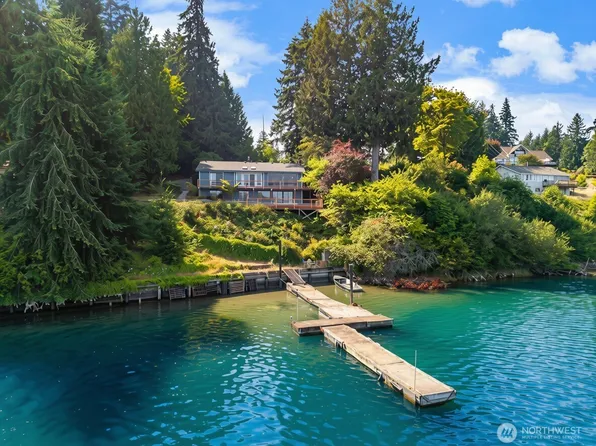 2448 Rocky Point Road NW, Bremerton, WA 98312