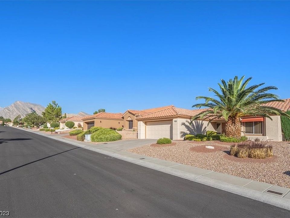 1st image of 9808 Rosamond Dr