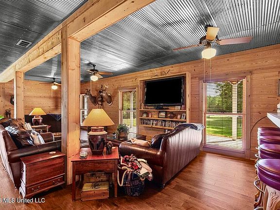 4th image of 1454A Livingston Vernon Rd