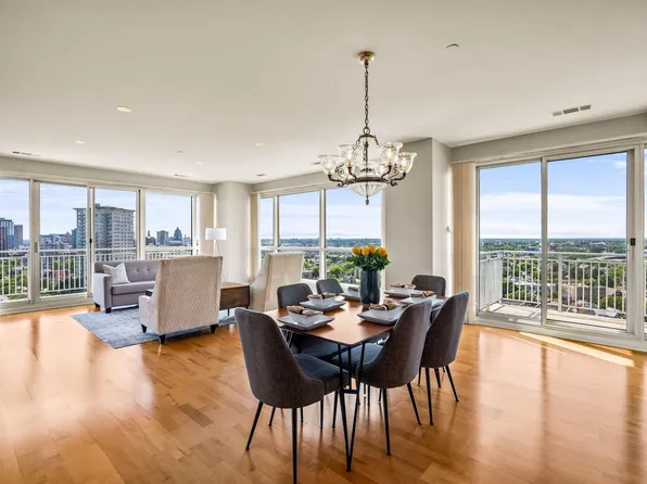 1522 North Prospect AVENUE #1601,1602, Milwaukee, WI 53202