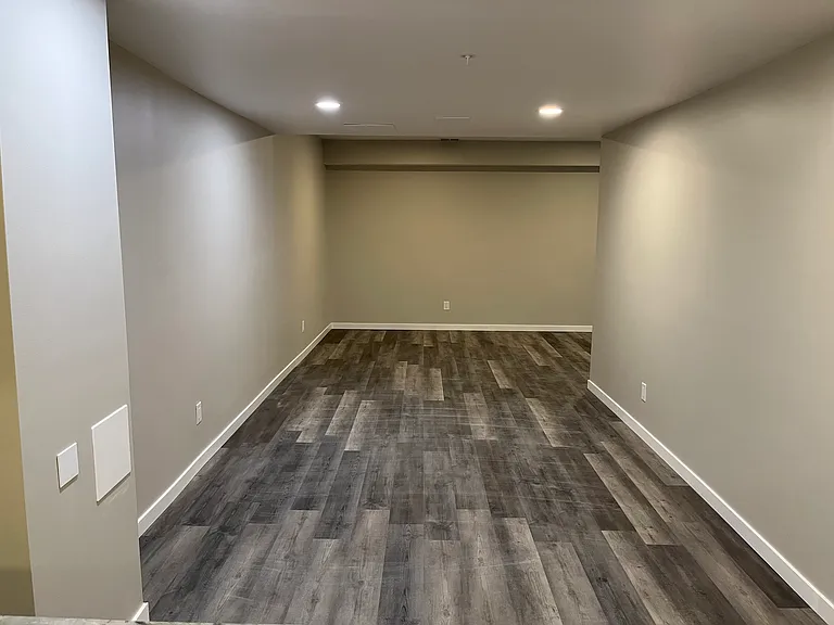 7488 Gramercy Cir — Photo 68