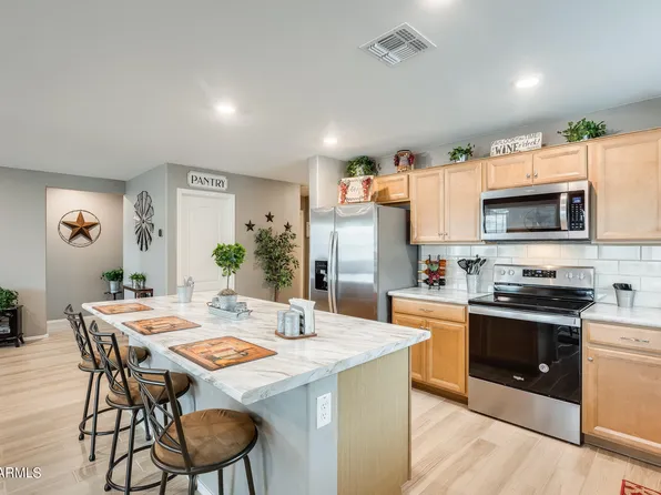 8122 W SANDS Road, Glendale, AZ 85303