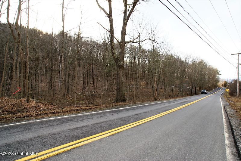 4th image of 2044 County Route 18