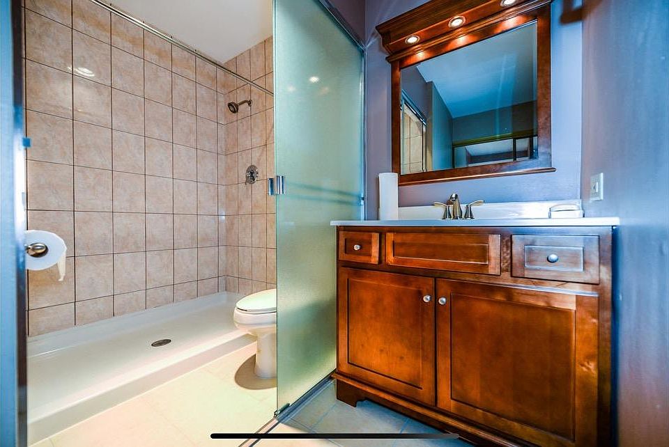 1st image of 2000 Bayside Dr Unit 201