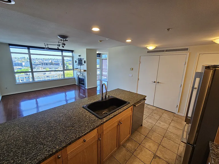1420 Terry Ave #1804 — Photo 4