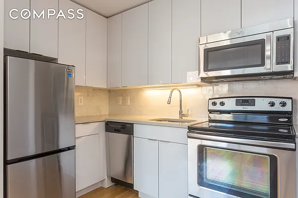 Rented by Compass | media 41