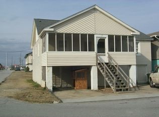 112 W Terminal Blvd, Atlantic Beach, NC 28512