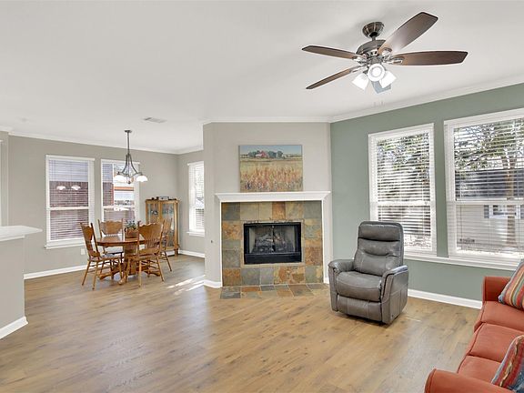 5th image of 1210 Mathias St