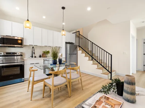 2372 Kelton Ave, Los Angeles, CA 90064