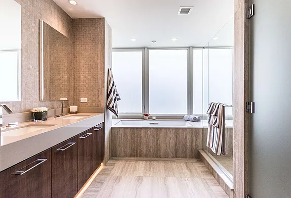 Sold by Nestseekers | media 8