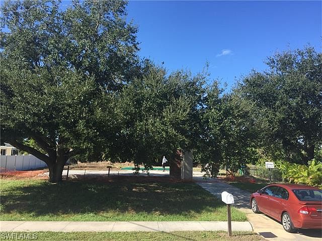 1st image of 3424 Country Club Blvd