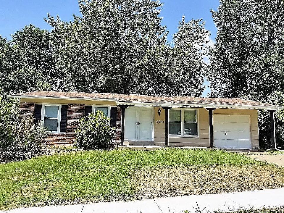 1st image of 6545 Las Sombrias Ln