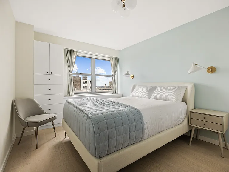 100 W 93rd St #29F — Photo 11