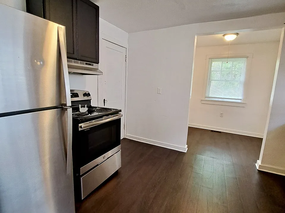 244 E Siebenthaler Ave