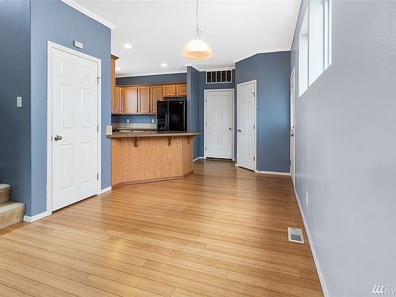 5th image of 8708 Oslo Ln NE