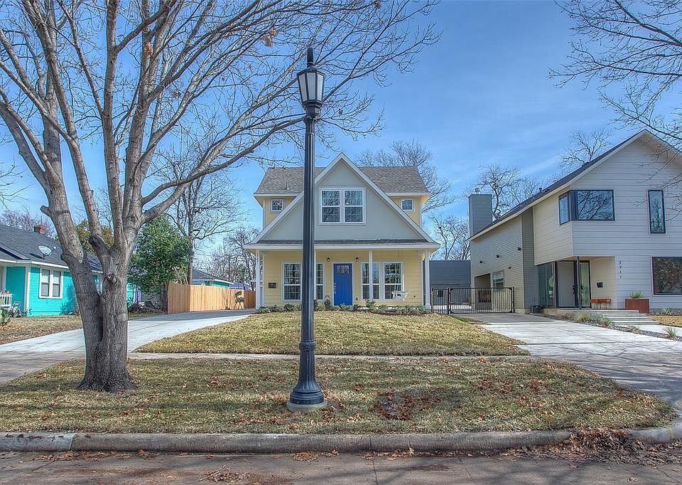 1st image of 2707 College Ave