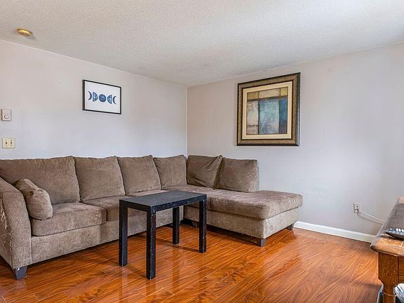 3rd image of 1 Jeannette Avenue #5