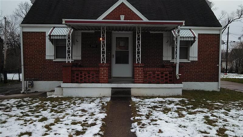 1st image of 352 W Stewart St