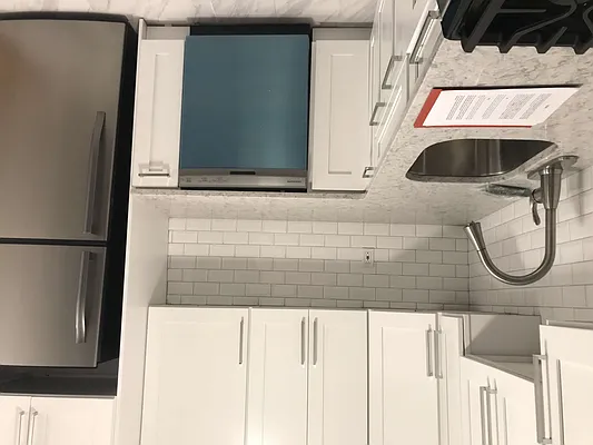 Rented by Sandra Ospina, Licensed Real Estate Broker | media 31