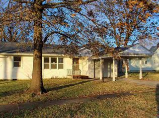 607 E 17th St, Sedalia, MO 65301