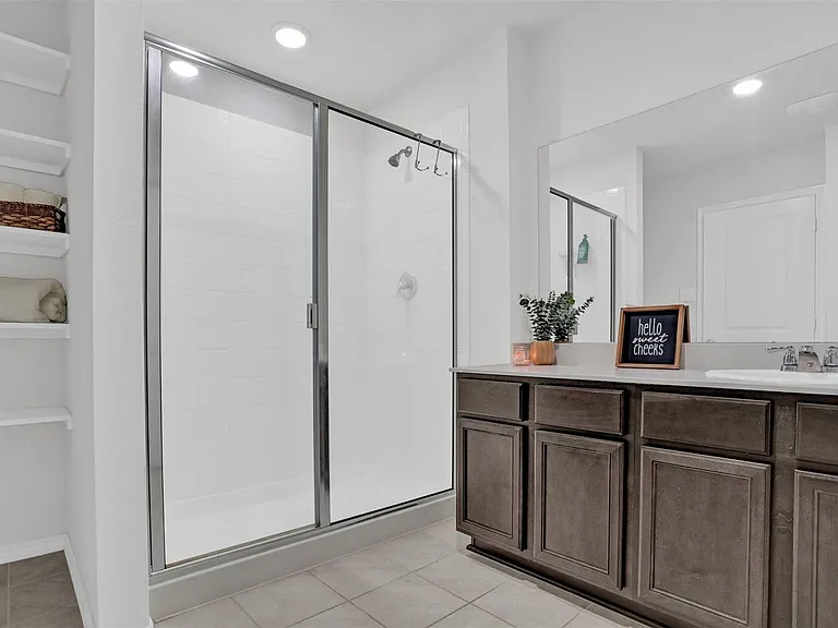 1111 Meadow Side Dr — Photo 7