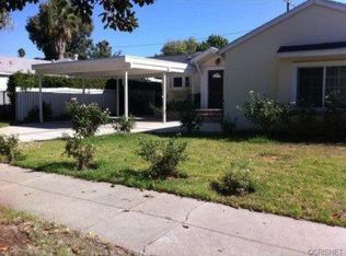 19028 Calvert St, Reseda, CA 91335