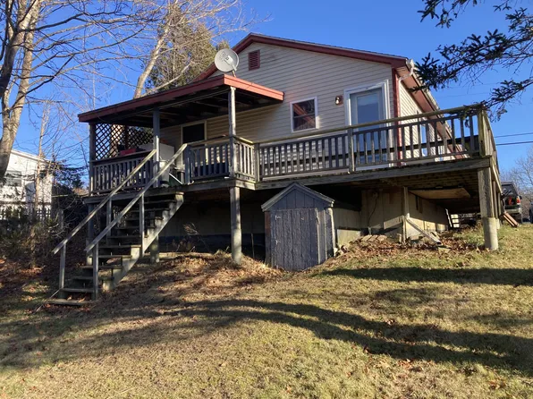 40 Mt Ephraim Road, Searsport, ME 04974