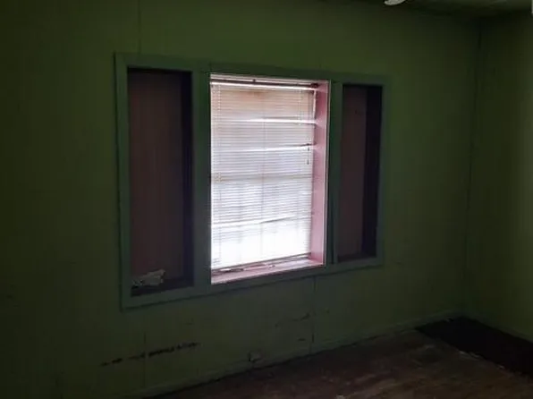 165 Plummer Cir, Jackson, MS 39212