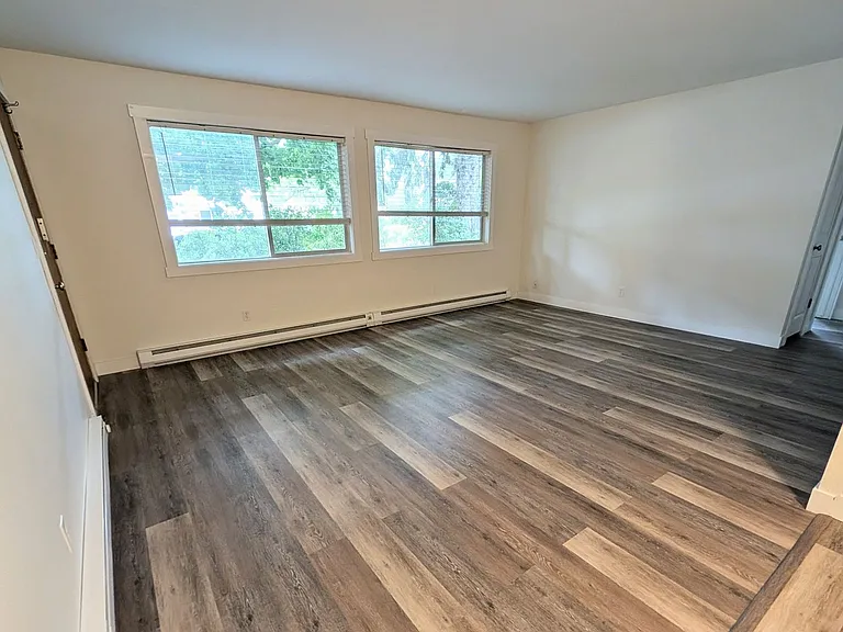 509 N Black Ave #1-8 — Photo 2