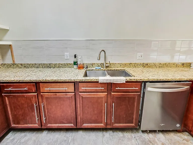 3121 Lynnray Dr — Photo 9