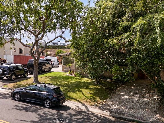 3rd image of 23211 Doris Way